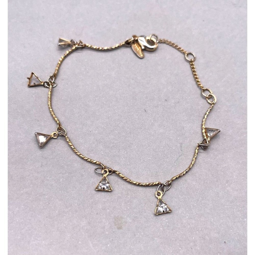Serefina Triangle Crystal Charm Bracelet Gold Tone Lobster Closure 7 Inches